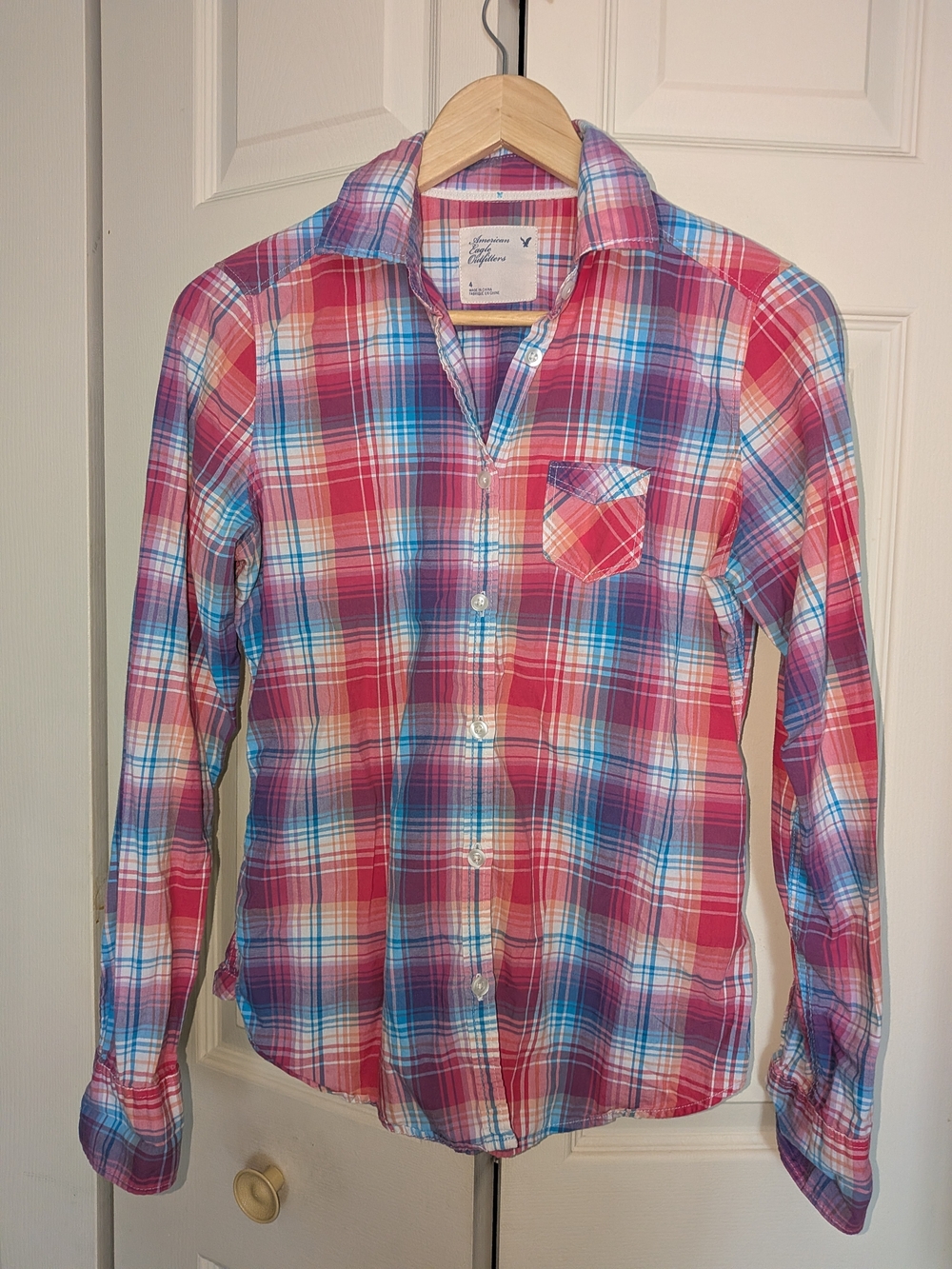 American Eagle Outfitters Pink, Red & Blue Plaid Button-Down Shirt